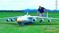 1/16 Scale R/C Antonov AN-225: The World's Largest Cargo Aircraft!